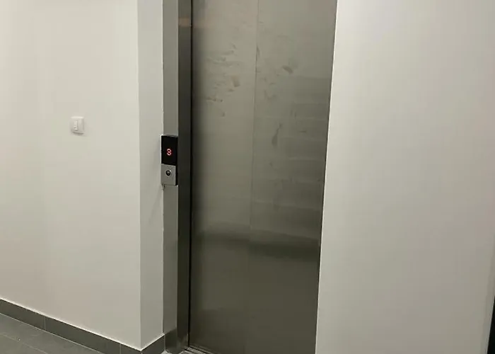 Leona B-1 Zivojinovic Апартаменты *